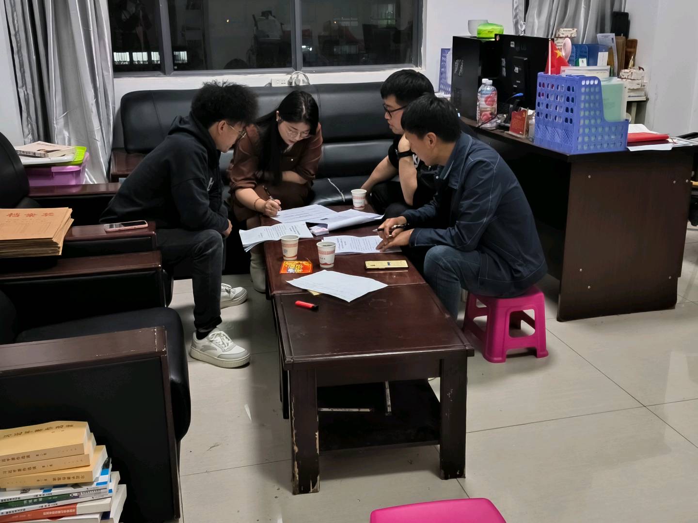 3月支委会-讨论确定2024年第一批入党积极分子